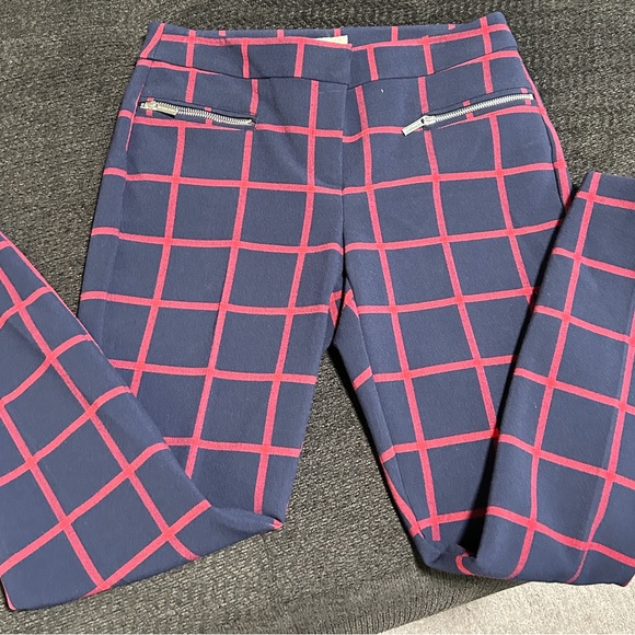 Michael Kors women’s slacks. Navy and red stripes, like new. Size 8. - Picture 1 of 5